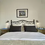 Ribera Terrace