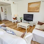 Clarimar Beach Apartment By Hello Homes Sitges