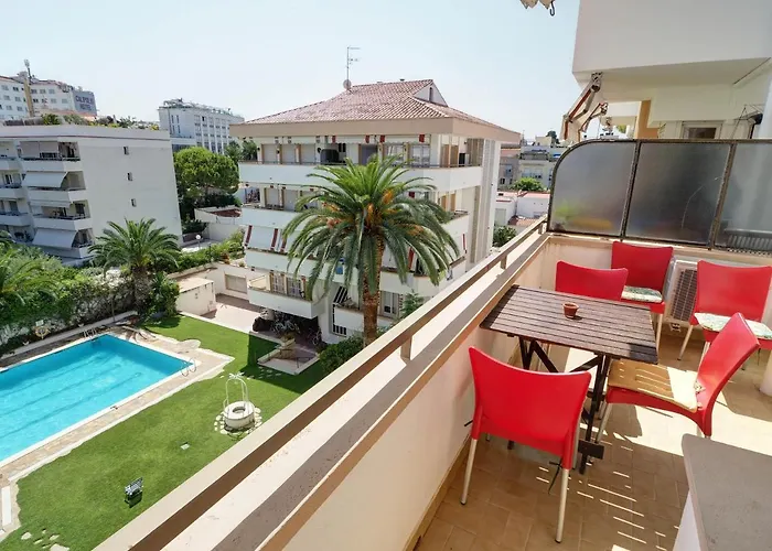 Clarimar Sky Blue By Hello Homes Sitges