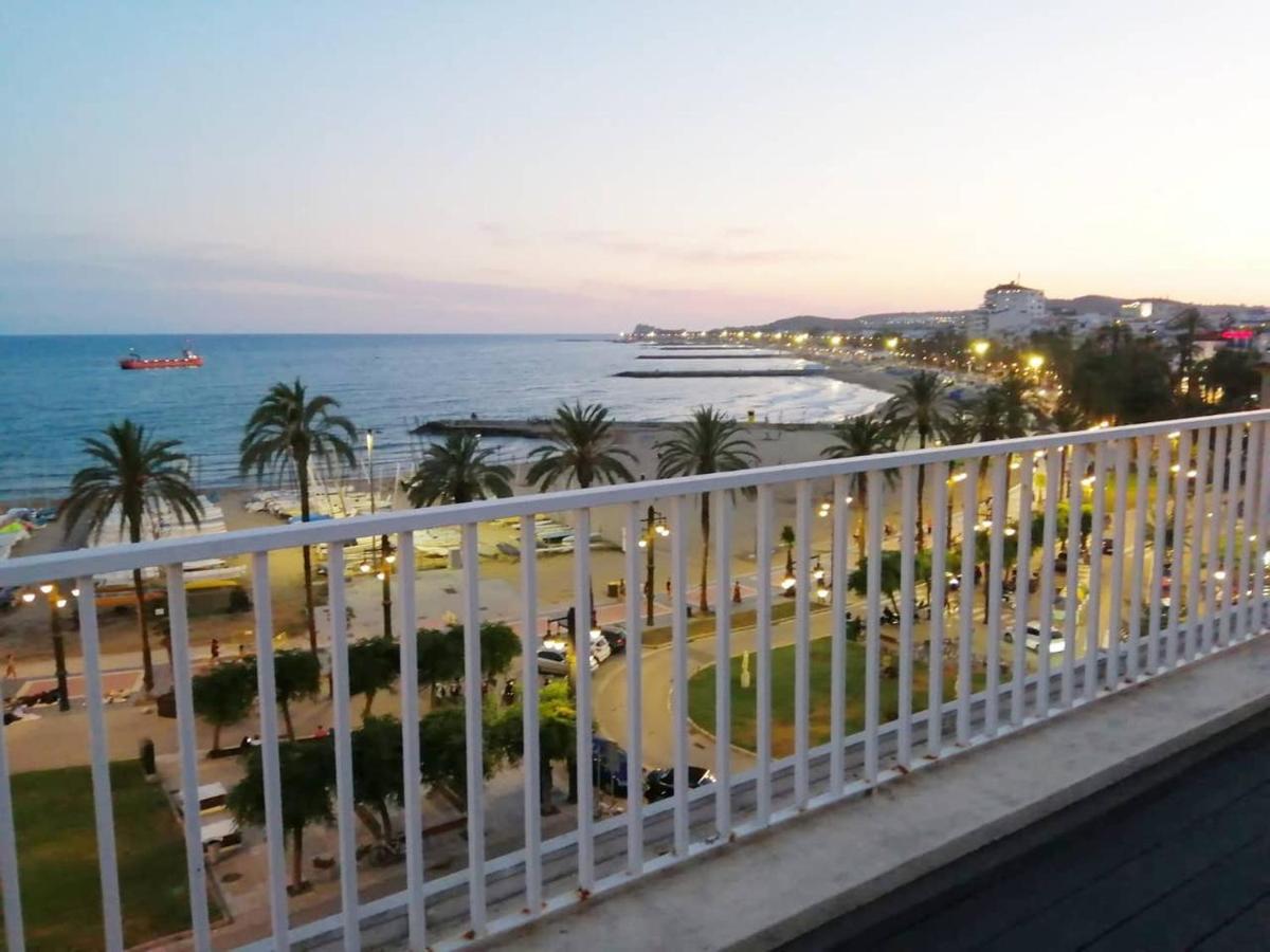 Atico Con Fantasticas Vistas Al Mar Y La Iglesia Apartment *