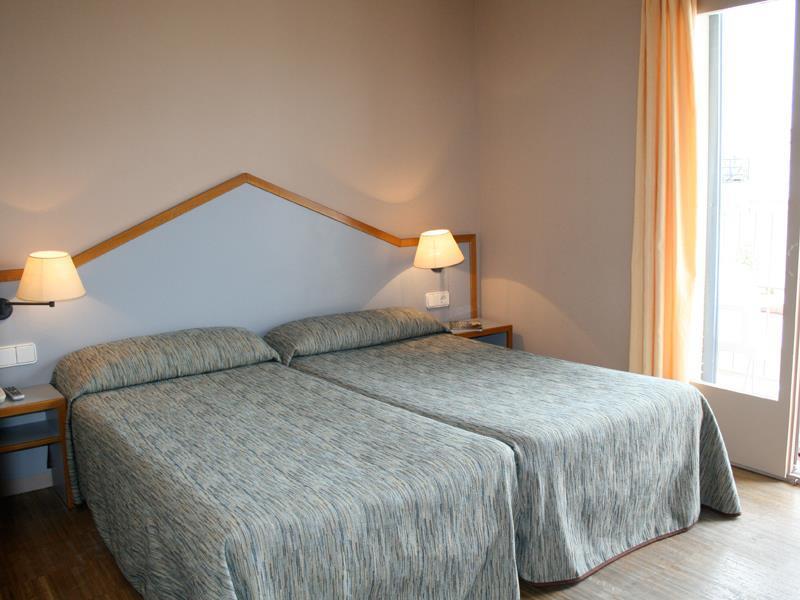 Subur Hotel 3*
