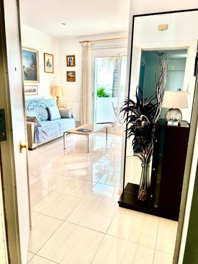 Apartment Seafront Ribera Sitges