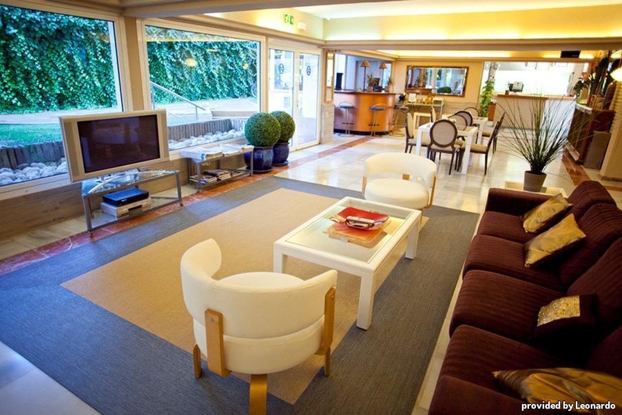 Subur Maritim Hotel 4*