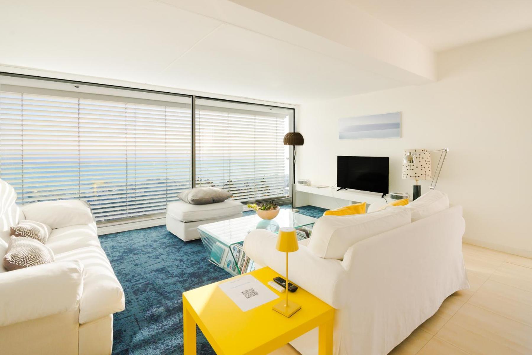 Apartment B *