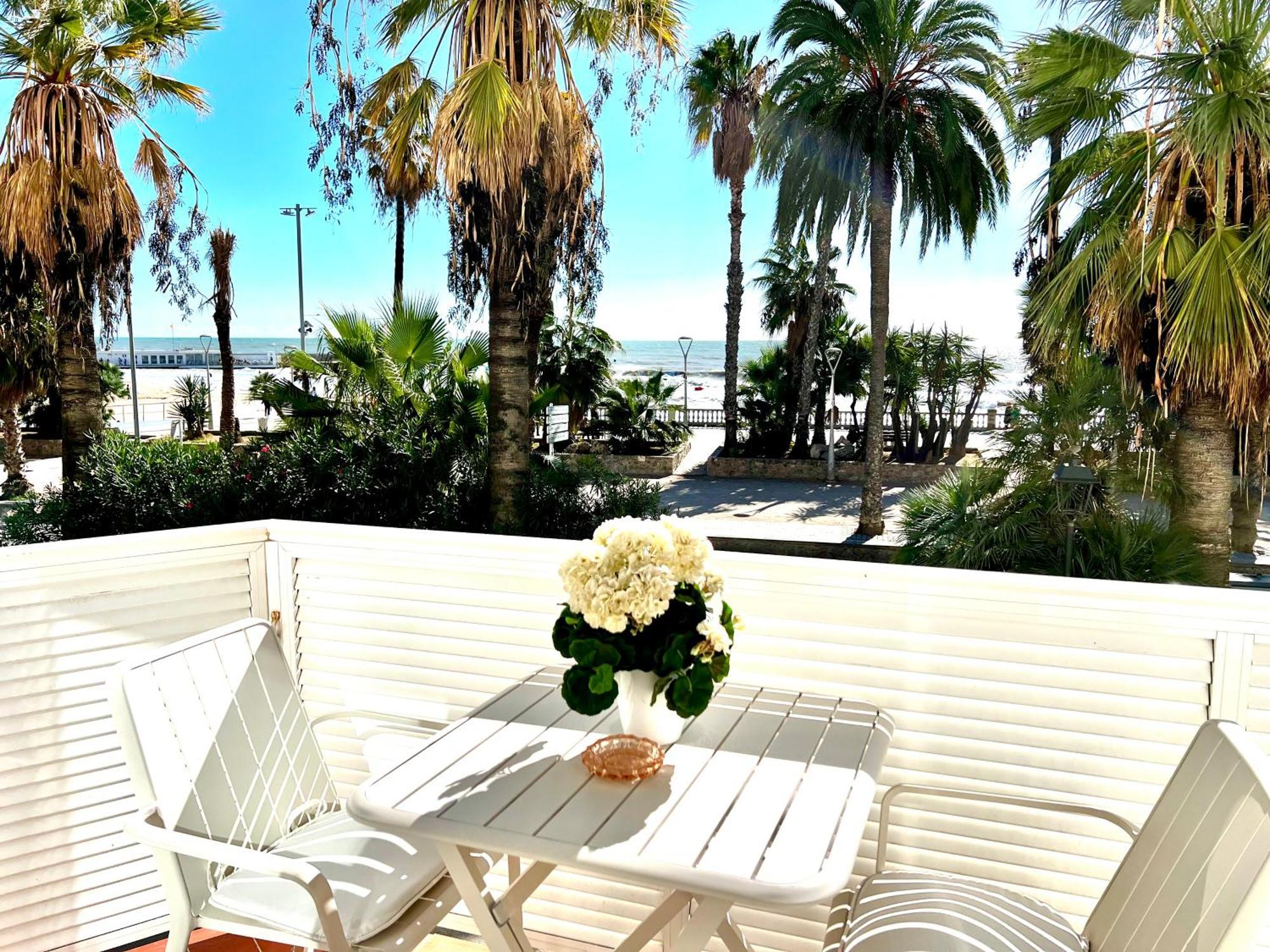 Seafront Ribera Apartment