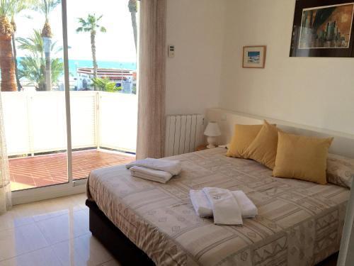 Seafront Ribera Apartment Sitges