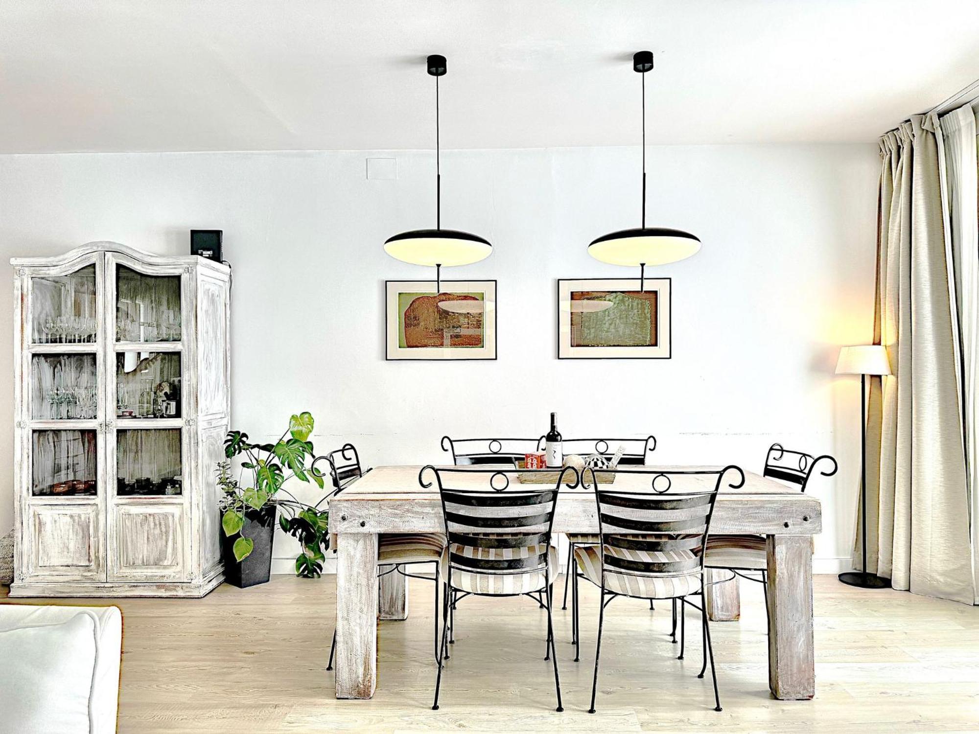 Apartamento Abbott - 1 Min From The - 100m2 - Sleeps 8 *