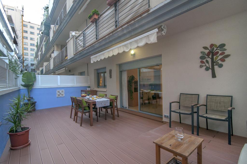 Hola! - By The Apartment Sitges