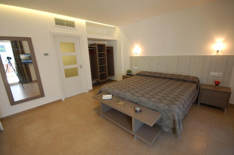 Apartahotel Resort Sitges Apartment 3*