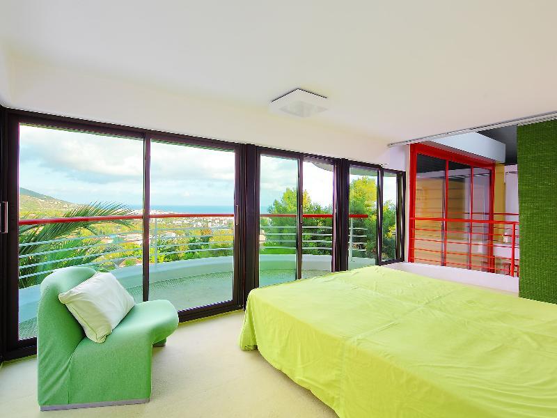 Urb Vallpineda Avda. Miquel Utrillo 99 Hotel