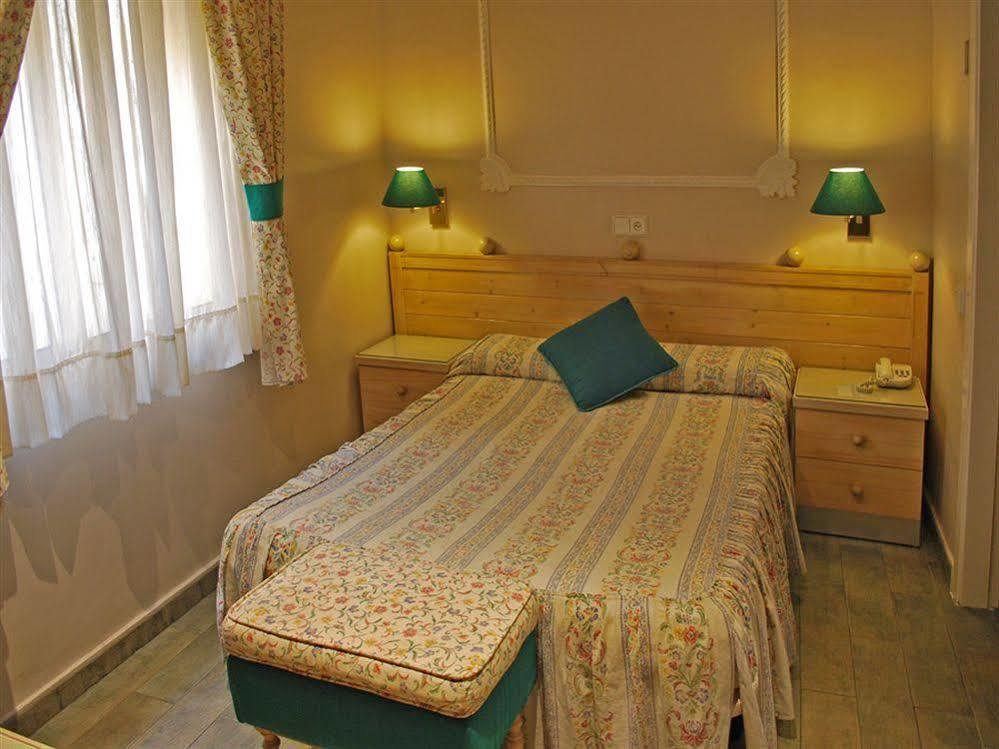 Celimar Hotel 3*