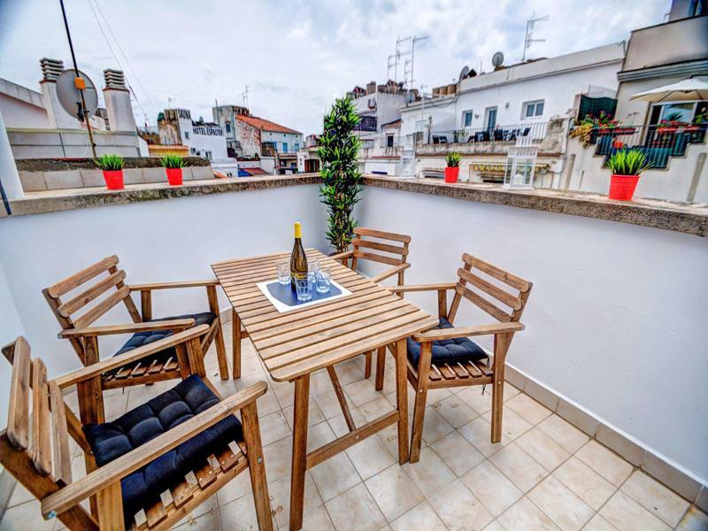 Amazing Terrace In The Center By Hello Homes Apartment