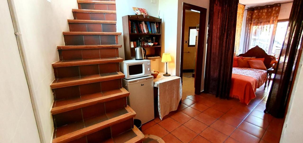 Ashram Sunshine Sitges
