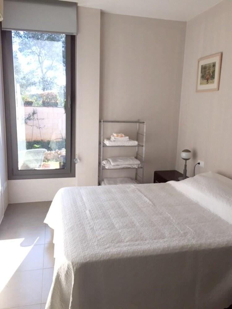 With 3 Bedrooms In San Pere De Ribes, With Wonderful Mountain View, Shared Pool 3*