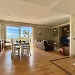 Casa Del Mar