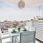 Sitges Spaces Oasis Penthouse 3 Bedroom, 2 Bathroom, Terrace, Pool, Sleeps Up To 6