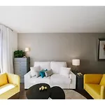 Sitges Spaces Deluxe Beach Apartment- 3 Bedroom, 2 Bathroom, Next To Beach, Sleeps 6