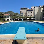 La Marina Seaview Penthouse