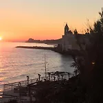 Sitges In Centrum Close To The Beach