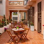 Antonios Hostal