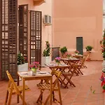 Antonios Hostal