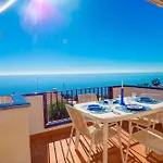Amazing Seaview Apartment By Hello Homes Sitges