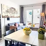 Amazing 2 Bedroom Apartment With Big Sun Terrace Sitges Centre Beach