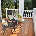 Villa Les Moreres De Sitges, Mediterranean-Style Family Escape