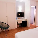 Hotel Subur