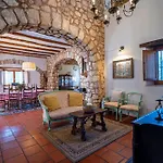 Masia Pou De La Vinya