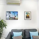 White Center Apartment By Hello Homes Sitges