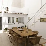 Sitges Centre Mediterranean House- 5 Bedroom, 4 Bathroom, Terrace Courtyard, Private Rooptop Pool