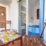 Hola Sitges Apartments