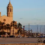 Hola Sitges Apartments