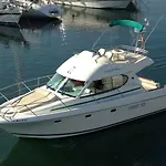 Yate 32 Pies Jeanneau