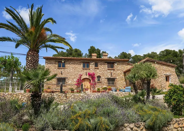 Masia Pou De La Vinya