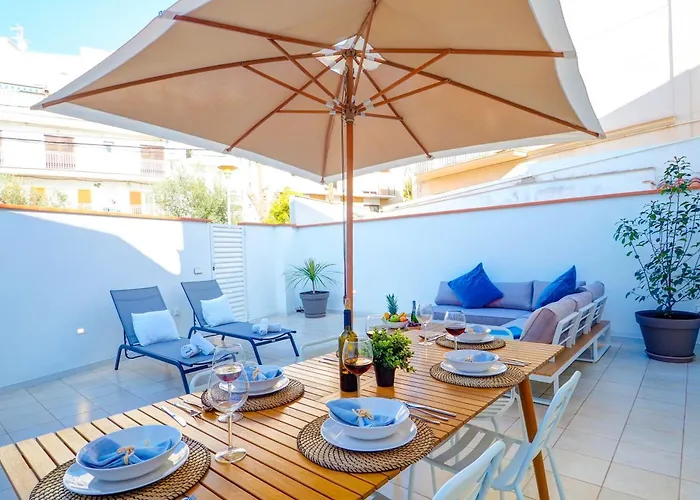 Sebastian Patio By Hello Homes Sitges