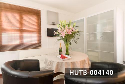 Ghat Montroig Apartment Sitges