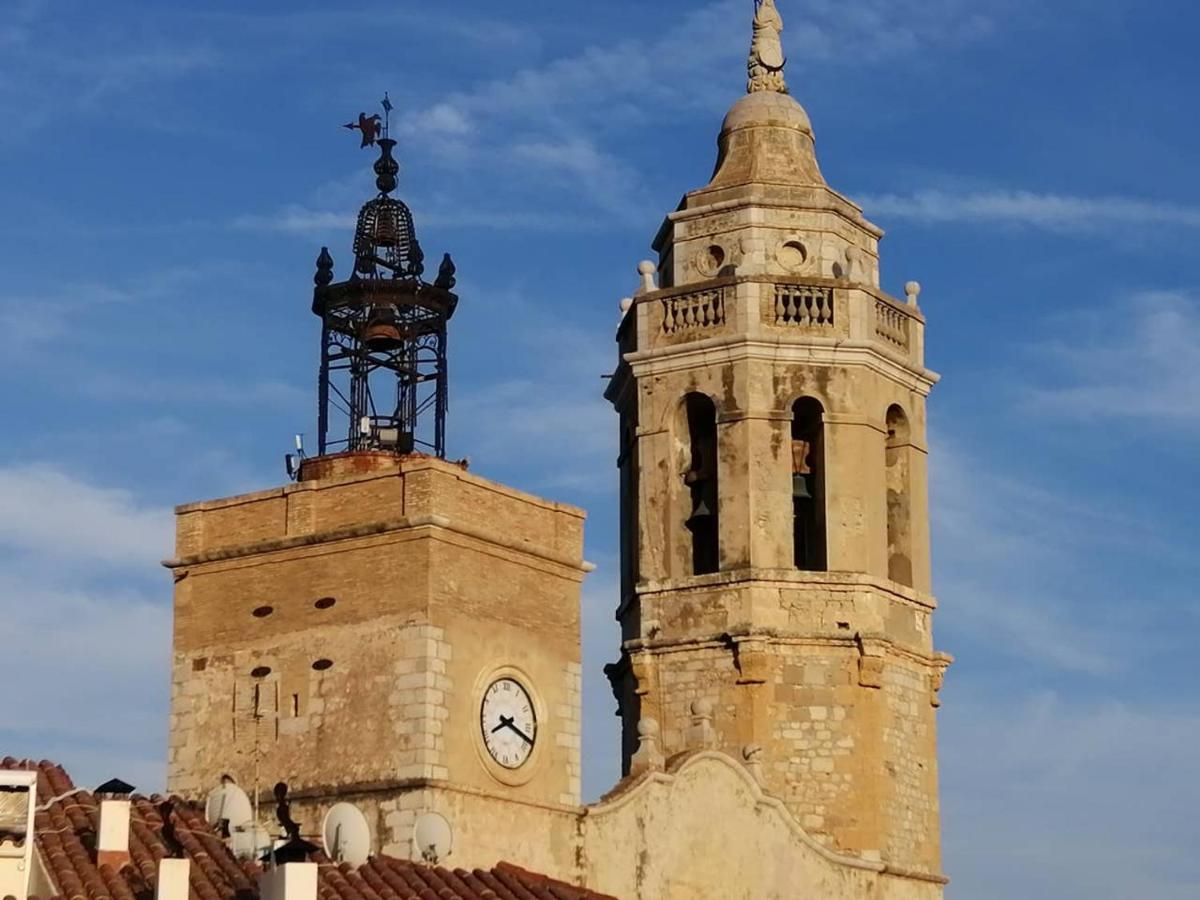 Atico Con Fantasticas Vistas Al Mar Y La Iglesia * Sitges