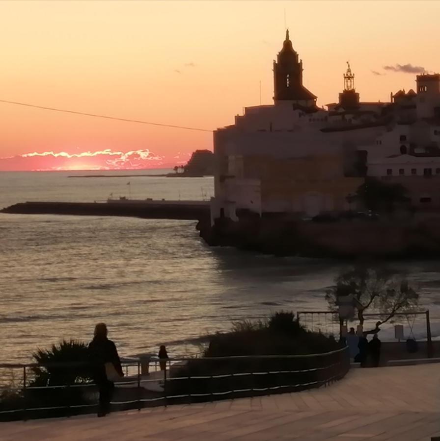 Atico Con Fantasticas Vistas Al Mar Y La Iglesia Apartamento