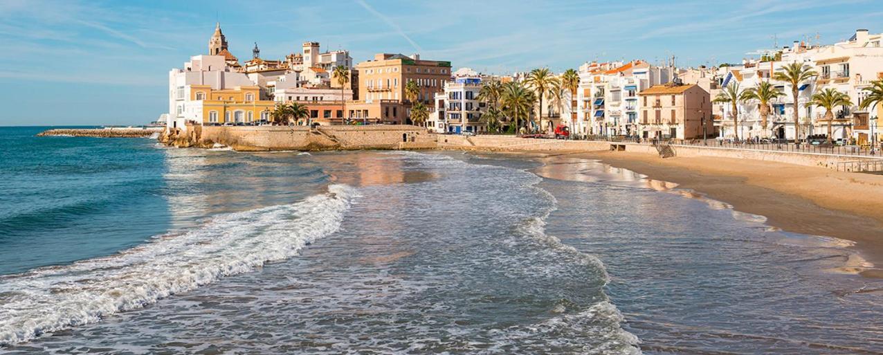 Con Licencia En Sitges