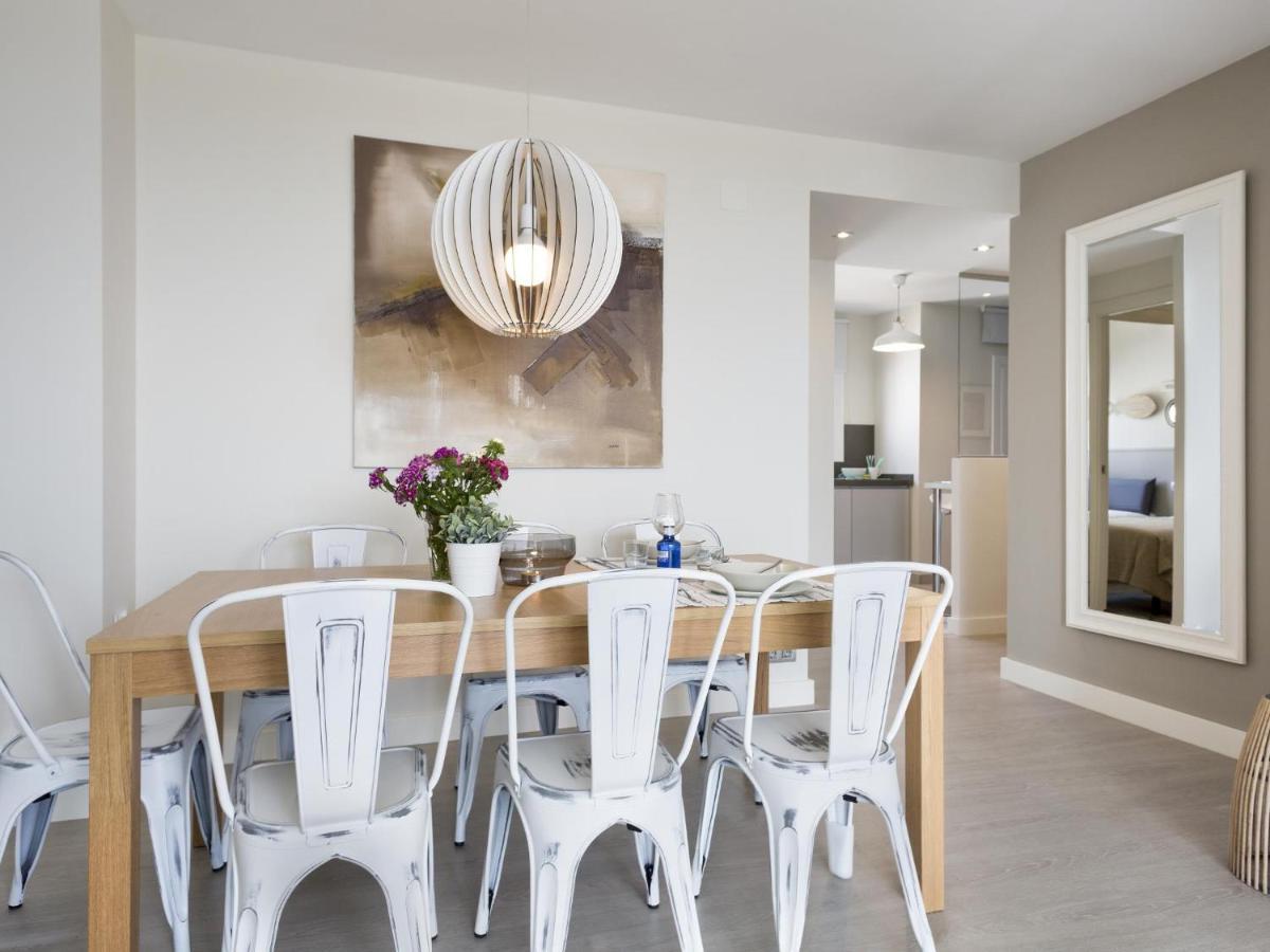 Spaces Oasis Penthouse 3 Bedroom, 2 Bathroom, Terrace, Pool, Sleeps Up To 6 Apartment *