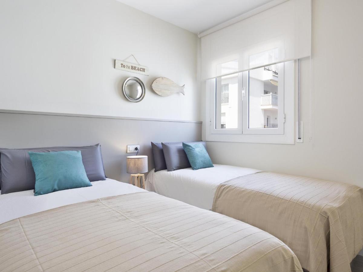 Spaces Oasis Penthouse 3 Bedroom, 2 Bathroom, Terrace, Pool, Sleeps Up To 6 Apartment