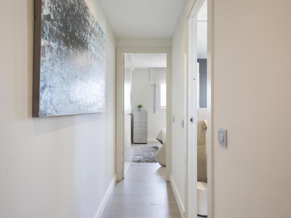 Spaces Oasis Penthouse 3 Bedroom, 2 Bathroom, Terrace, Pool, Sleeps Up To 6 Sitges