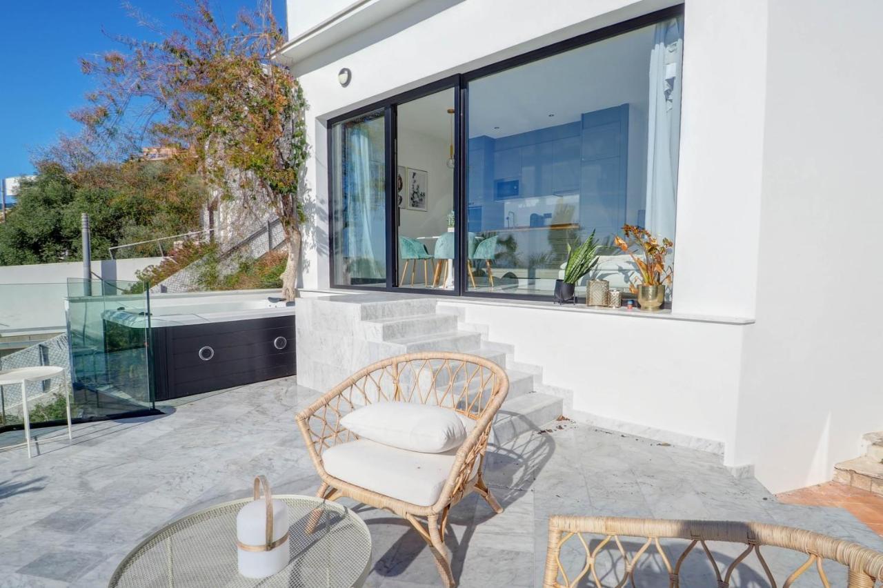 Apartment Malvasia & Lotus With Sea Views By Hello Homes *
