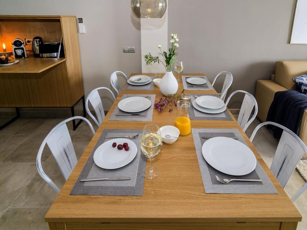 Apartment Spaces Sea View Paradise- 2 Bedrooms, 2 Bathrooms, Terrace, Amazing Sea Views