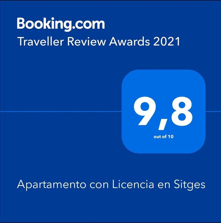 Con Licencia En Sitges