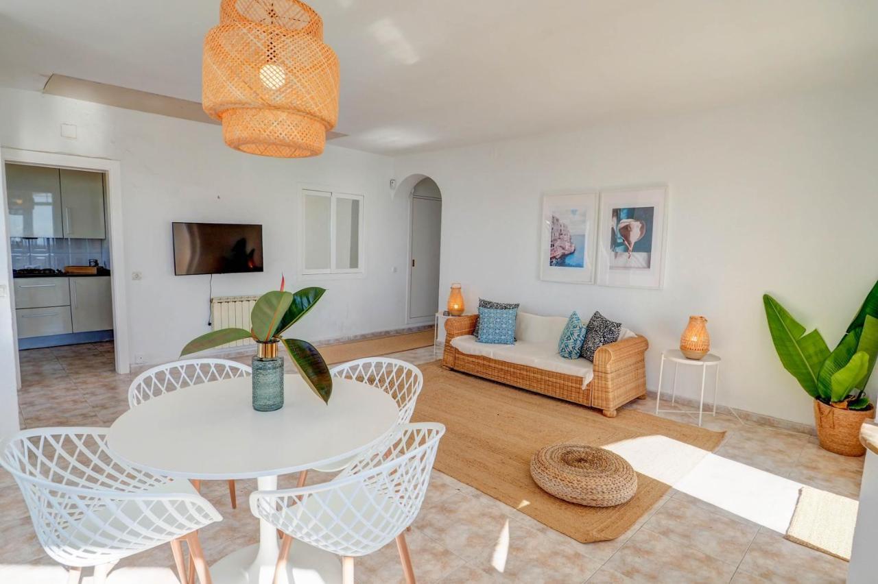 Malvasia & Lotus With Sea Views By Hello Homes Apartment Sitges