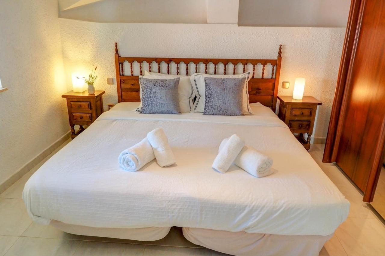 Malvasia & Lotus With Sea Views By Hello Homes Apartment *