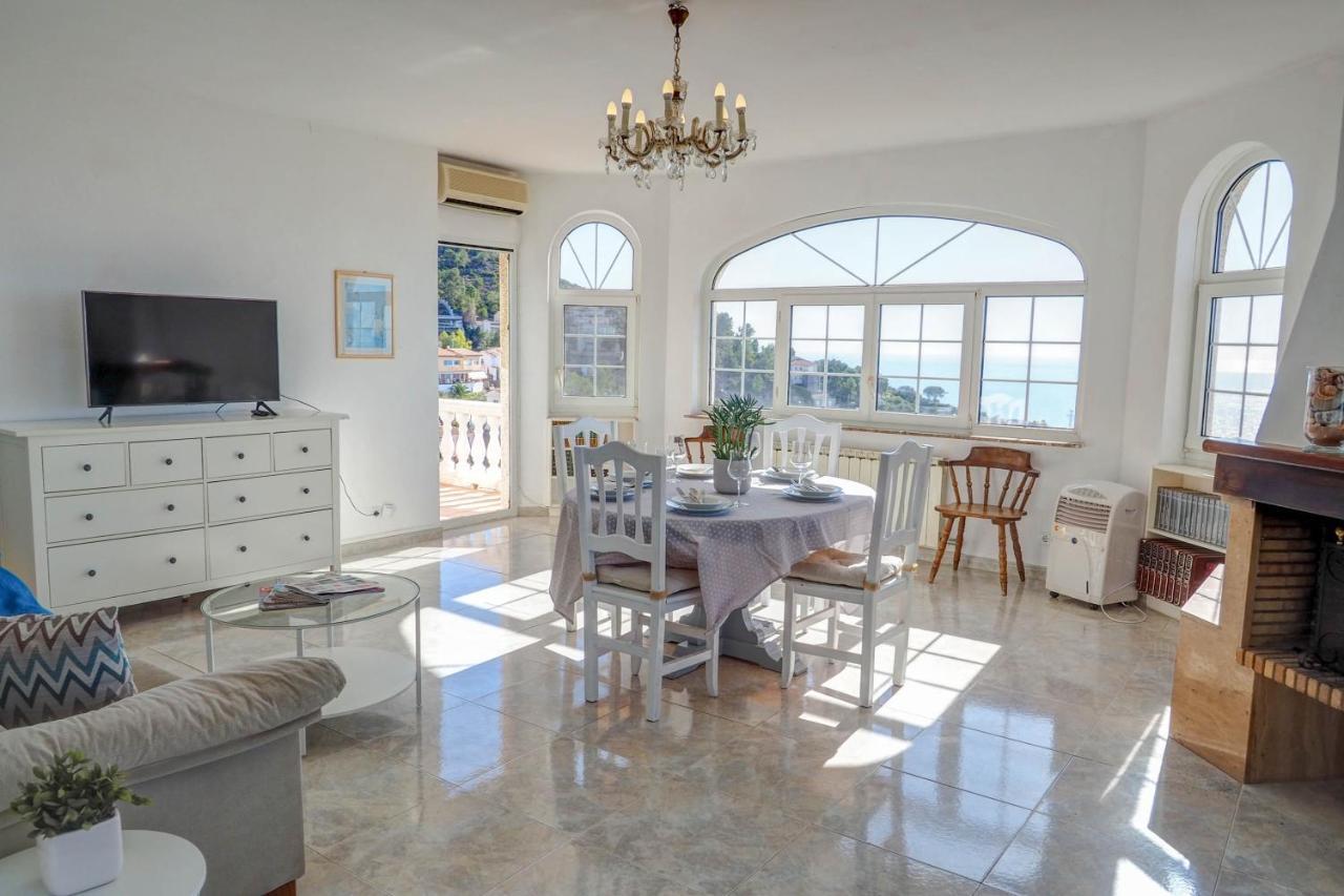 Apartment Malvasia & Lotus With Sea Views By Hello Homes *